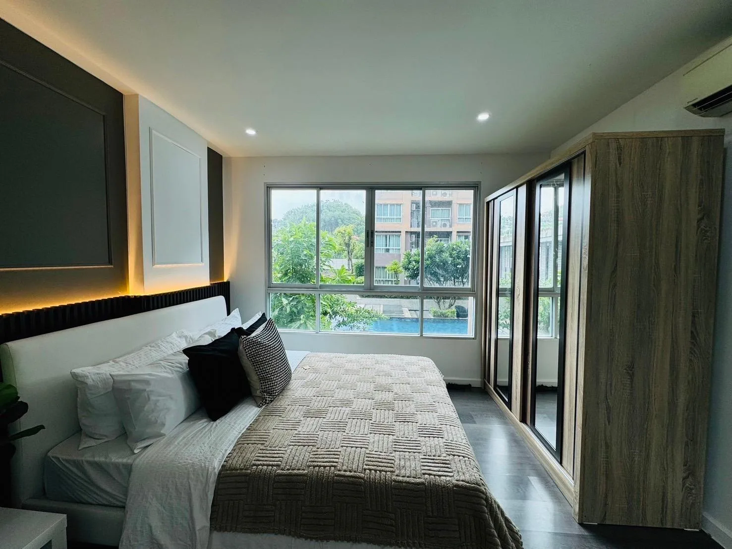 The Best Point Condo – For Rent