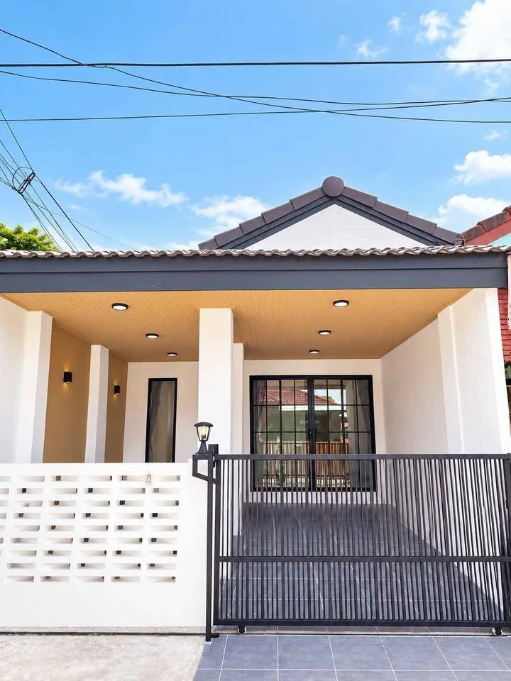 House for Rent – Chaofa Thani Village