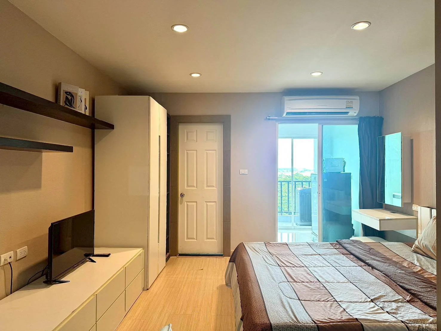 The View Suanluang Condominium – Condo for Rent